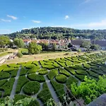 アパート - Tiefgarage Und Parkplatz Inklusive オーバーホーフ