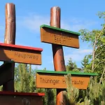 - Tiefgarage Und Parkplatz Inklusive オーバーホーフ