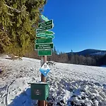 - Tiefgarage Und Parkplatz Inklusive アパート *