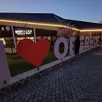 - Tiefgarage Und Parkplatz Inklusive *