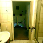 - Tiefgarage Und Parkplatz Inklusive アパート