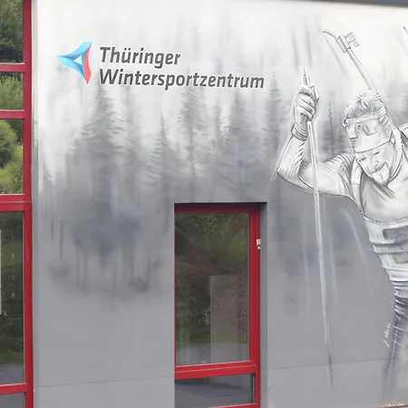 - Tiefgarage Und Parkplatz Inklusive * Oberhof (Thuringia)
