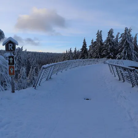 Oberhof - Tiefgarage Und Parkplatz Inklusive * Oberhof (Thuringia)