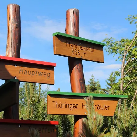 - Tiefgarage Und Parkplatz Inklusive Oberhof (Thuringia)