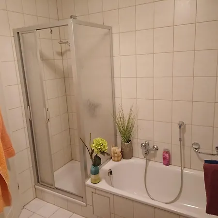 Oberhof - Tiefgarage Und Parkplatz Inklusive Apartment