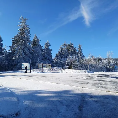 Oberhof - Tiefgarage Und Parkplatz Inklusive Apartment Oberhof (Thuringia)