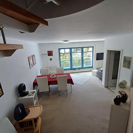 Oberhof - Tiefgarage Und Parkplatz Inklusive Apartment Oberhof (Thuringia)
