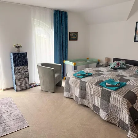 - Tiefgarage Und Parkplatz Inklusive Daire *