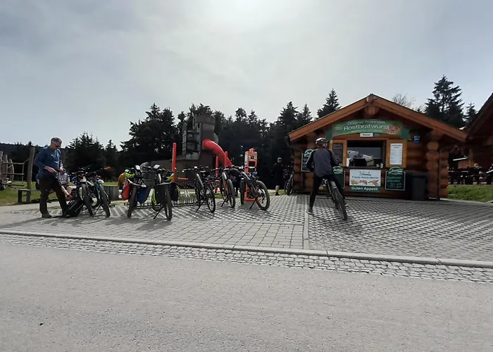 - Tiefgarage Und Parkplatz Inklusive アパート