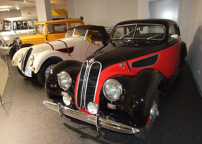 - Tiefgarage Und Parkplatz Inklusive