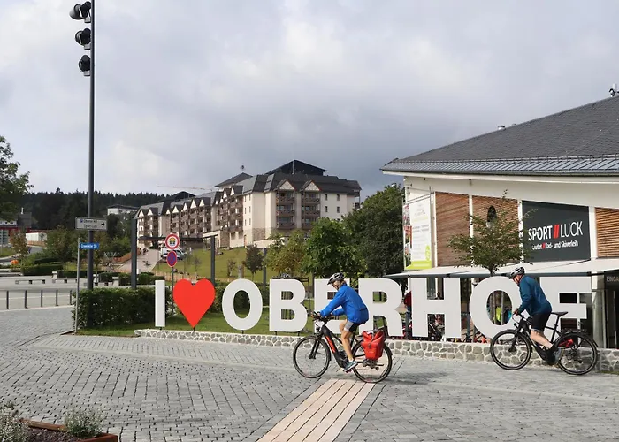 아파트 - Tiefgarage Und Parkplatz Inklusive 오버호프