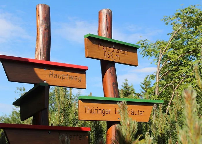 - Tiefgarage Und Parkplatz Inklusive 오버호프