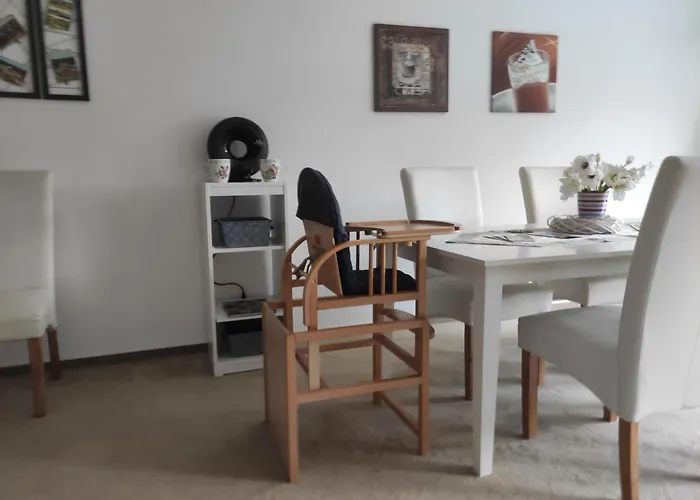 아파트 - Tiefgarage Und Parkplatz Inklusive 오버호프