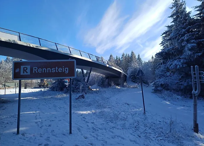 - Tiefgarage Und Parkplatz Inklusive * Oberhof (Thuringia)