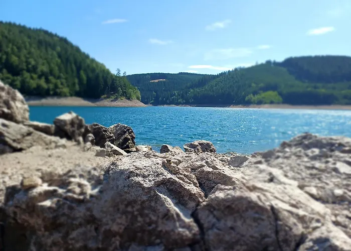 - Tiefgarage Und Parkplatz Inklusive アパート オーバーホーフ