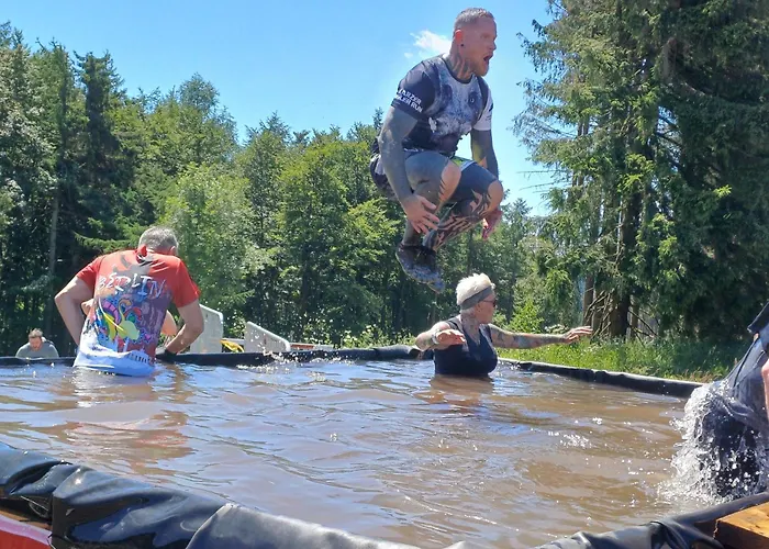 - Tiefgarage Und Parkplatz Inklusive 아파트 오버호프