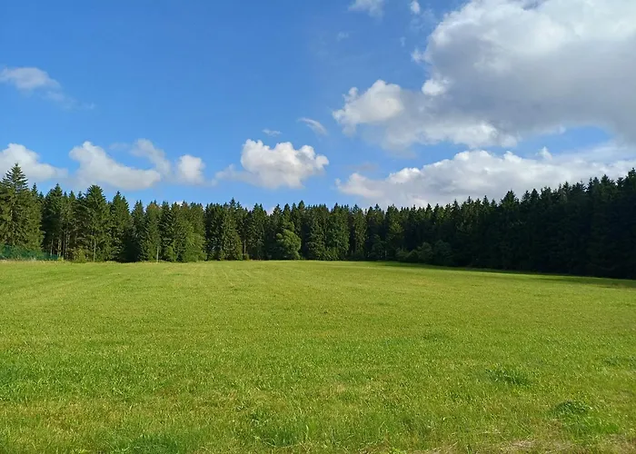 - Tiefgarage Und Parkplatz Inklusive アパート *