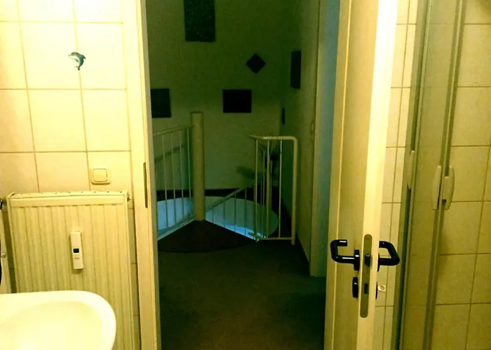 - Tiefgarage Und Parkplatz Inklusive 아파트